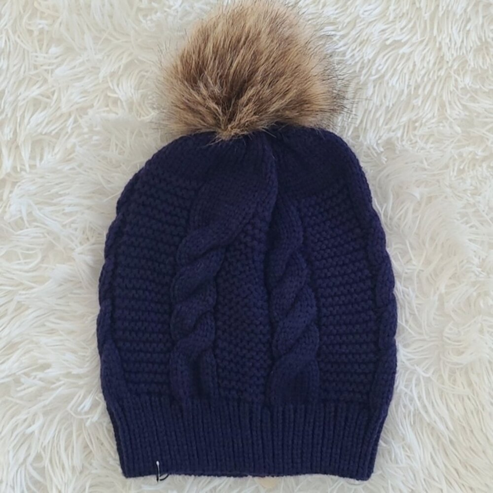 TRÏBE Cable knit Blue winter hat Toque with pom pom NWT